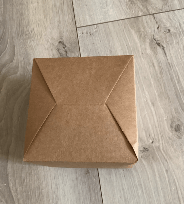 Boites d’emballage pour bougies taille : 10x10x10 vendu en lot ( 9 boites dans un lot ) 