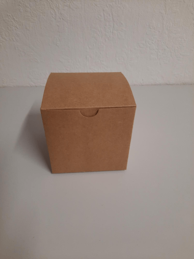 Emballage en carton pour bougies neuf ( lot de 29 boîtes ) 
