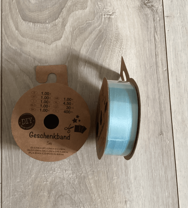 Ruban bleu neuf 